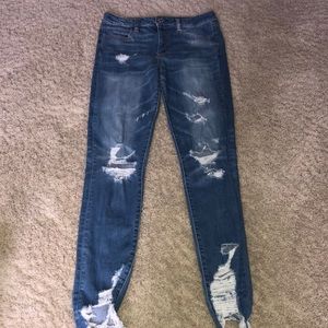 Distressed Skinny Jeans